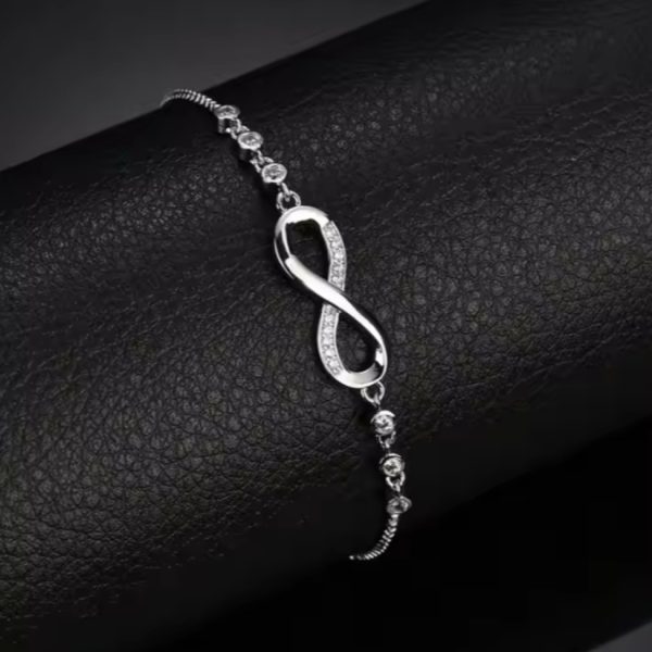 CRYSTALBRACELET